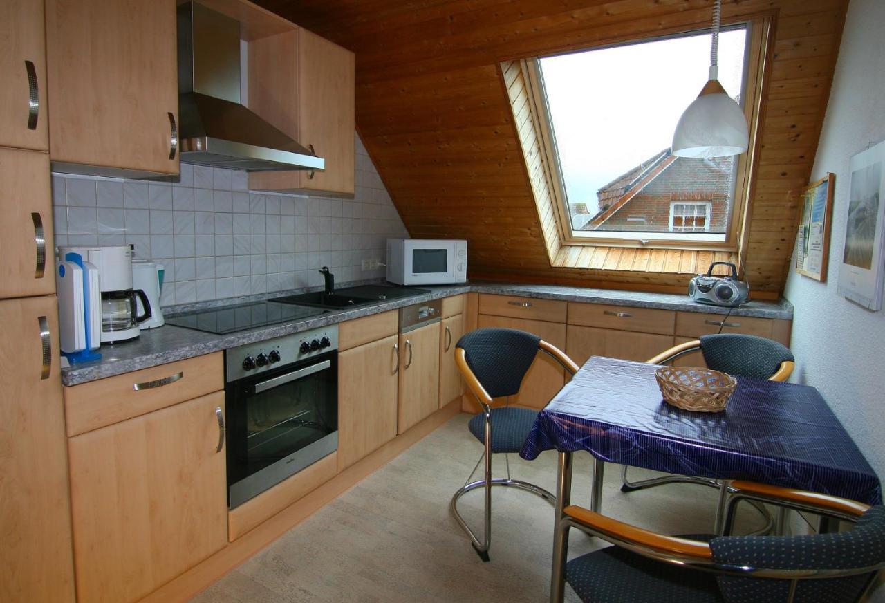 Ferienwohnung Haus Emken Neuharlingersiel Exterior foto